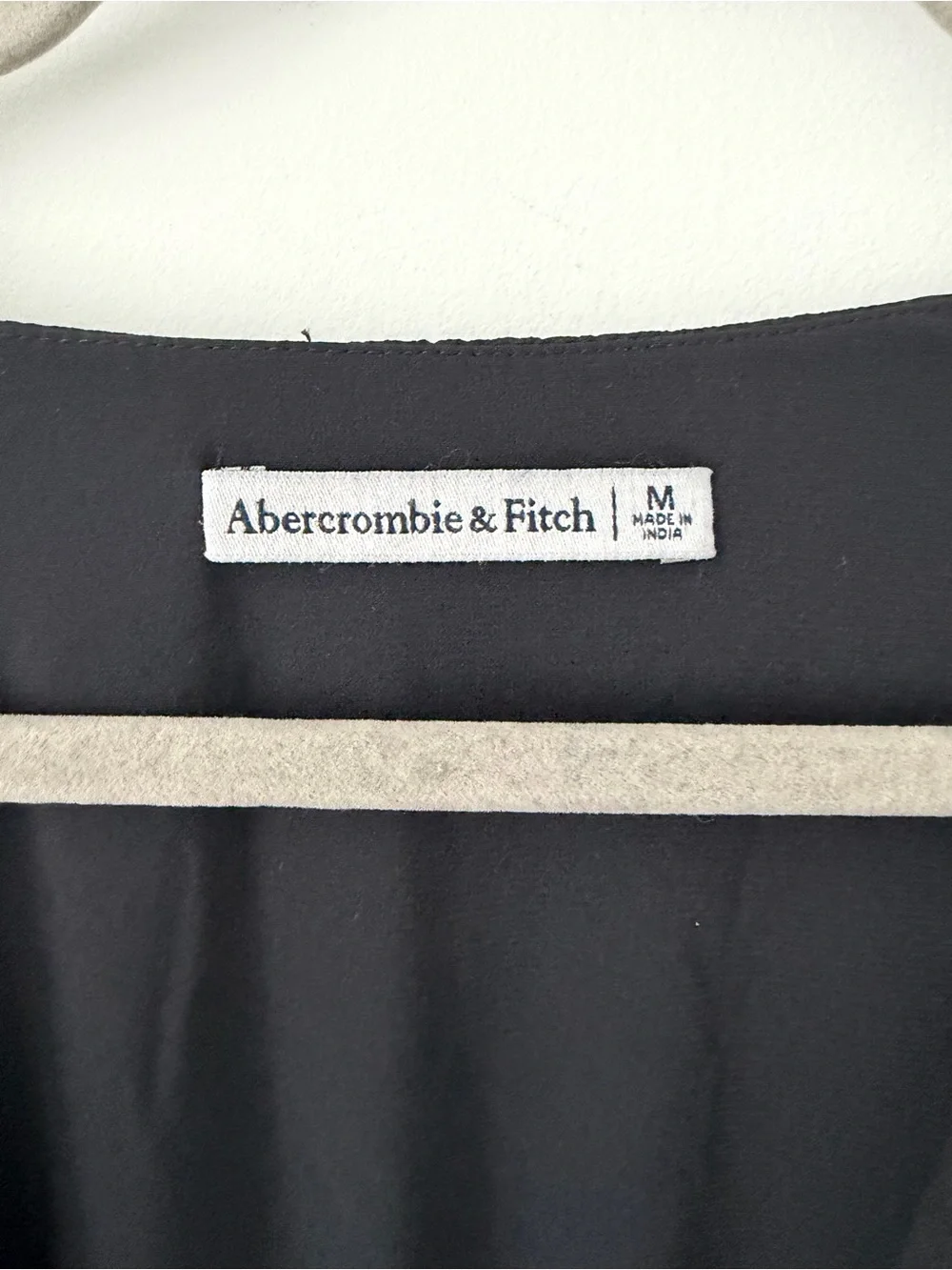 Abercrombie & Fitch Tie Front Textured Puffed Sleeves Maxi Dress Black M